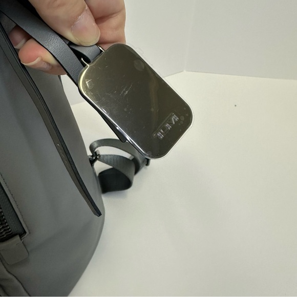 TUMI Hannah Leather Backpack from the Voyageur Collection - Picture 3 of 10